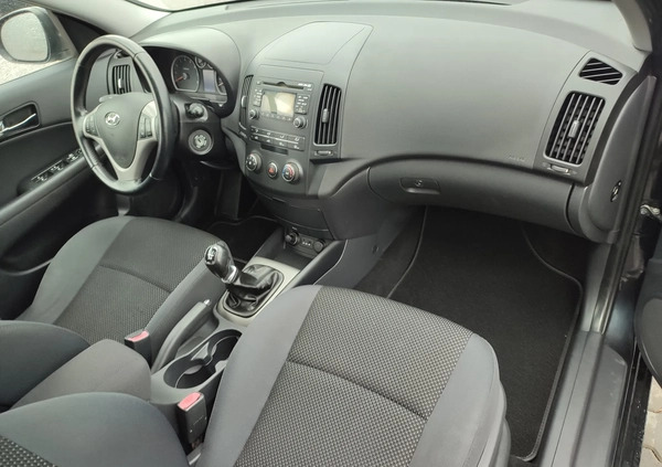 Hyundai I30 cena 20900 przebieg: 167000, rok produkcji 2011 z Iłowa małe 436